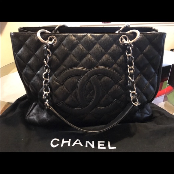 Chanel GST Black Authentic - Picture 4 of 4